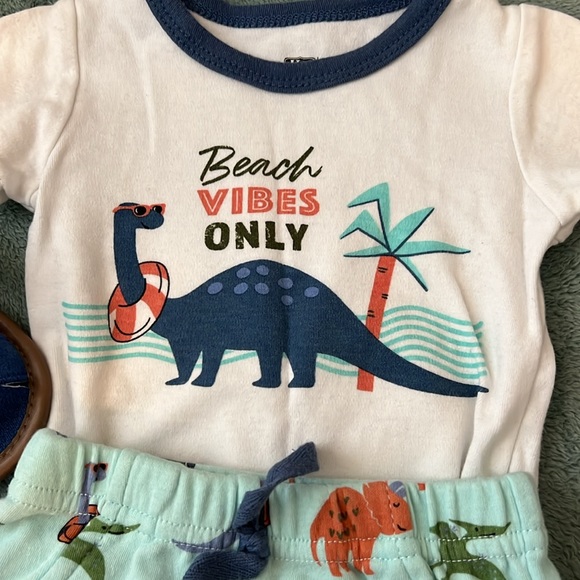 Hudson Baby Outfit Set - Picture 3 of 9